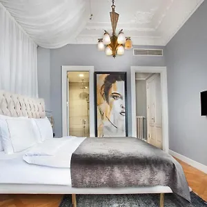 Otel Lina Taksim Pera Former Walton